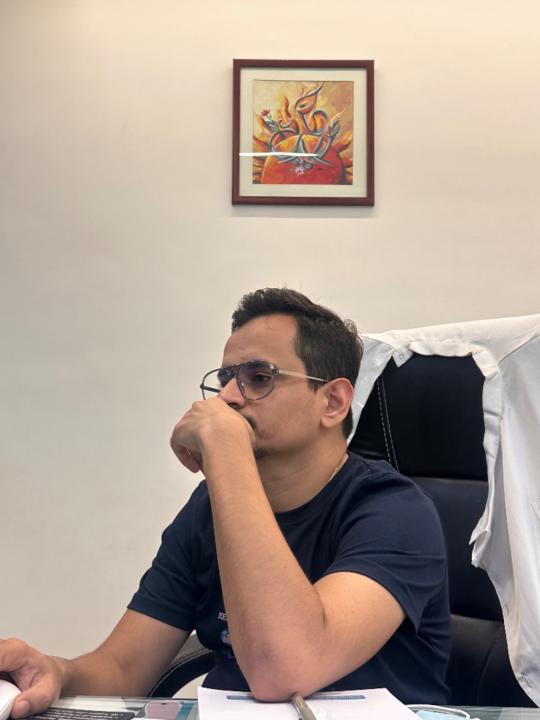 Dr. Ravi Varsada