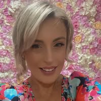 Kirsty Lewis