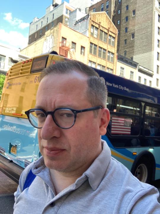 Laurence Koret