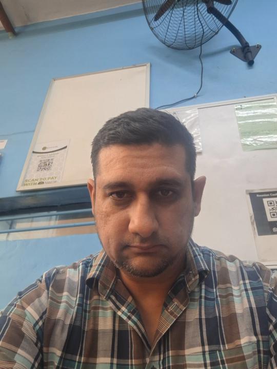 Farhad C