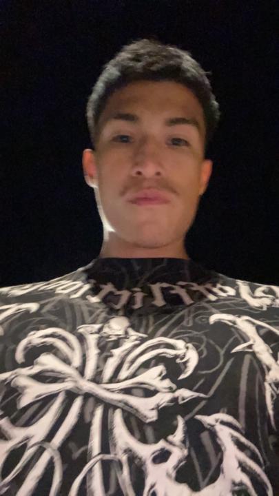 Isaac Alvarez