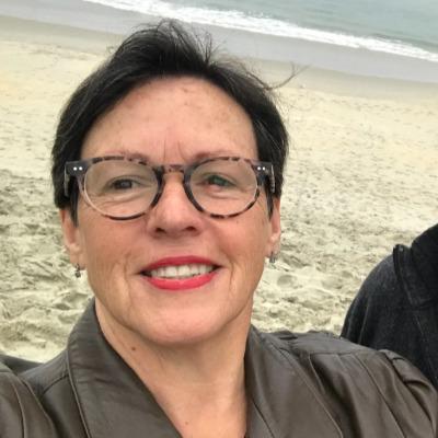 Dorine Hooykaas