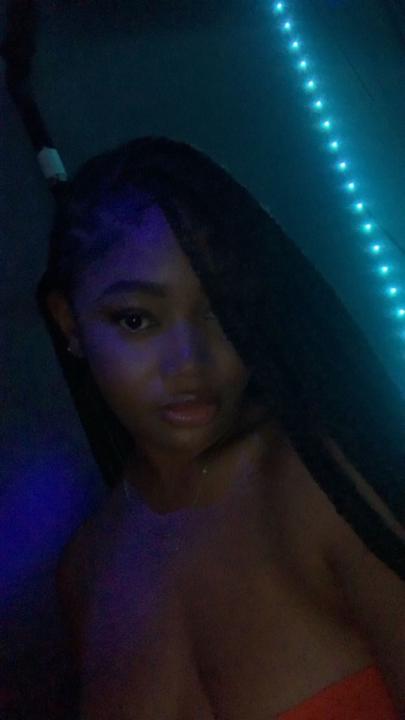 Genelle Brown