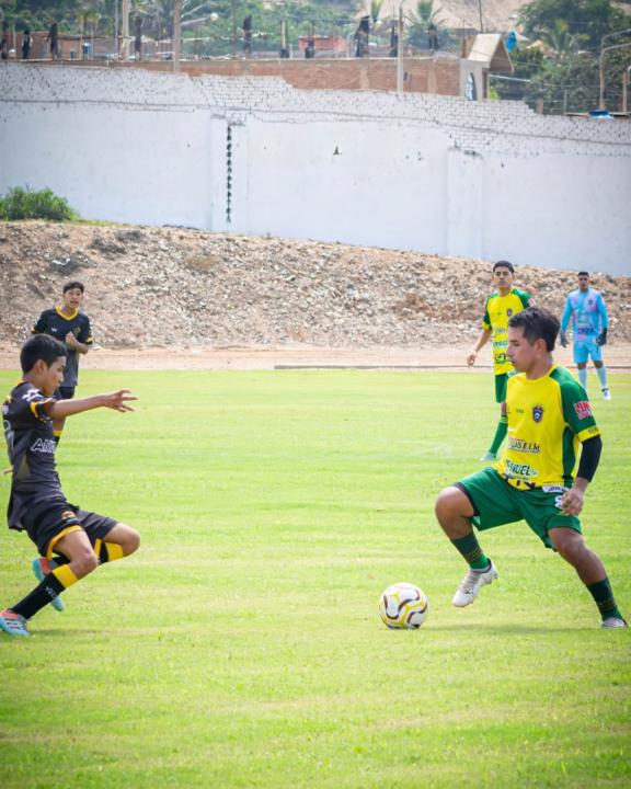 Roberto Becerra Chavarry