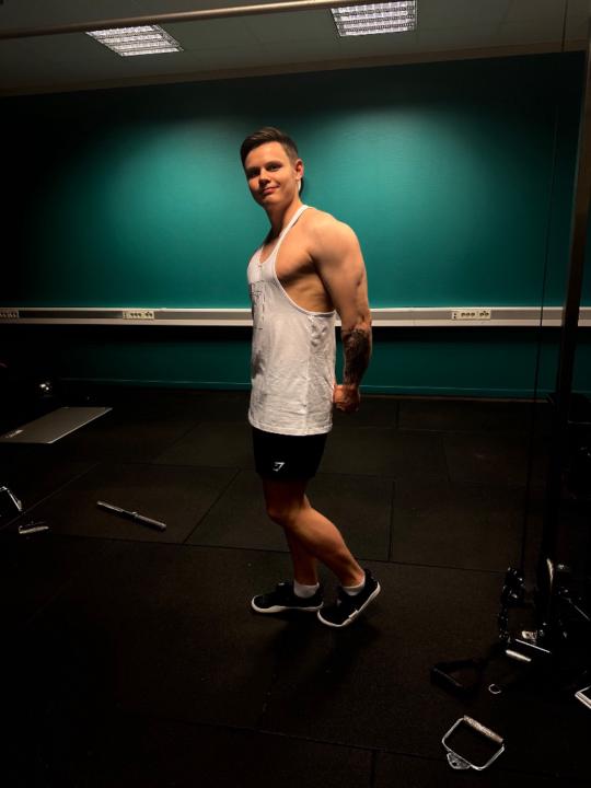 Harald-Georg D Hansen