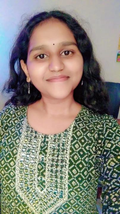 Kaaviya Varshini