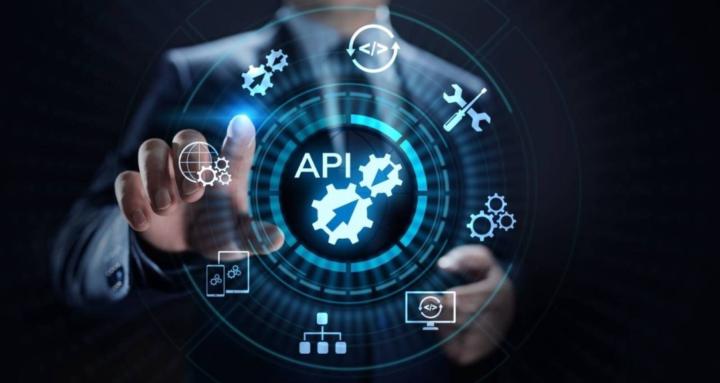 ACESSING API'S - MADE EASY