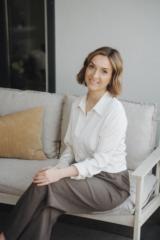Julia Ide