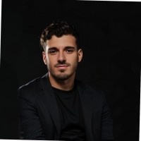 Tom Mahé