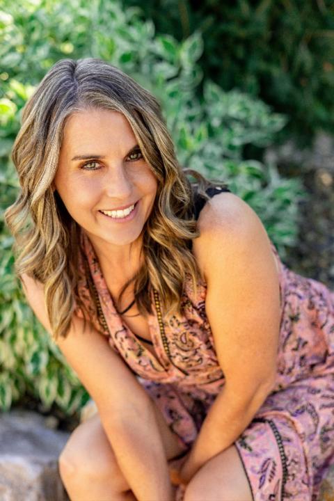Shelley Sweet