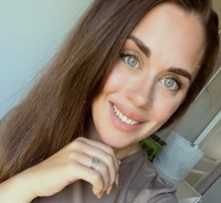 Angelina Hallongren