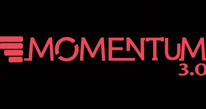 Adrián Momentum