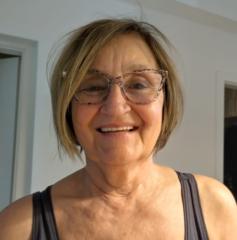 Vesna Haluẓan