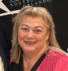 Shari Farrell