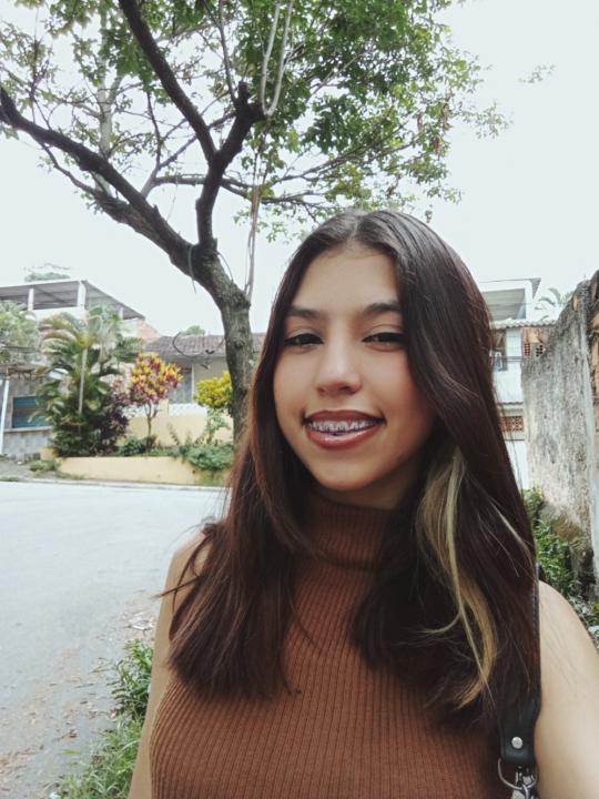 Ester Lorena Lourenço da Silva