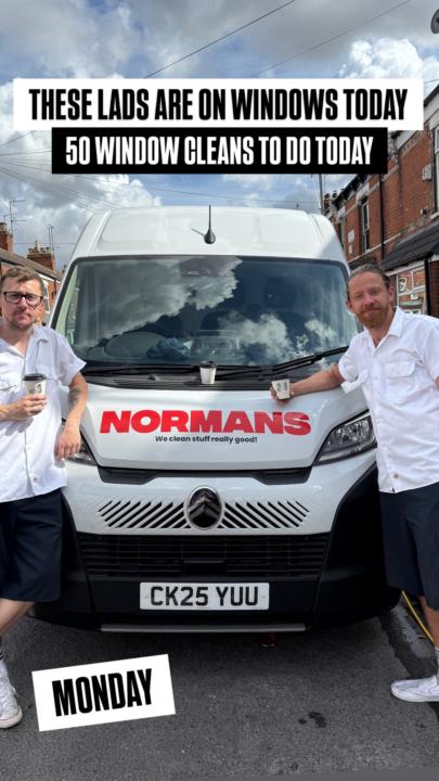 INSTAGRAM STORIES - MIDDLE FUNNEL CONTENT - MONDAY