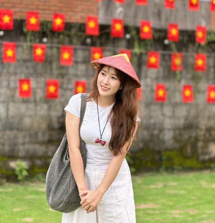 Thảo Nguyên Phạm