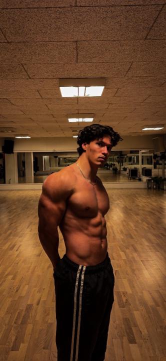 Joey Schilling