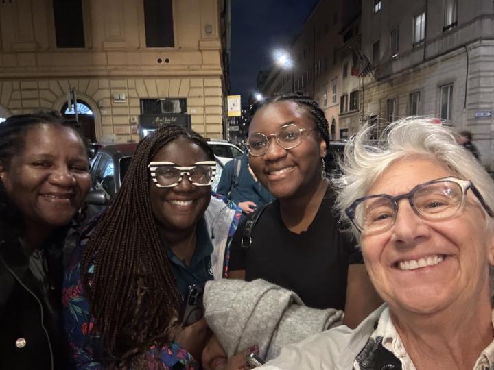 Making new friends in Rome but they are from Philadelphia 🇮🇹❤️☕️