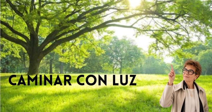 CAMINAR CON LUZ