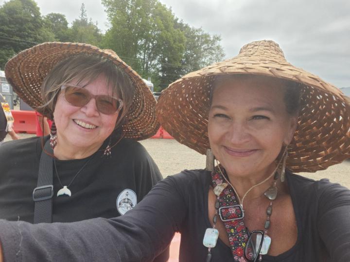 Carly Mathews Carly Mathews