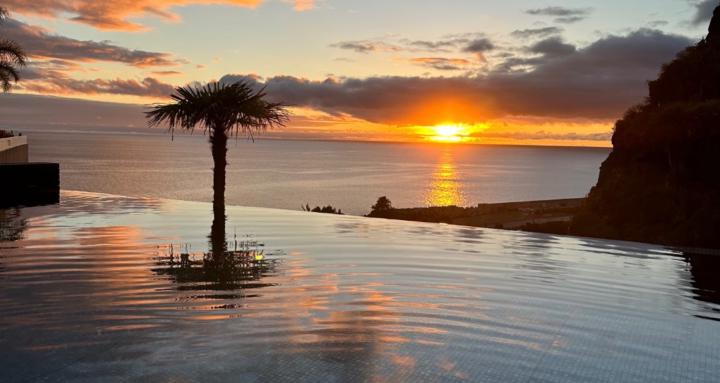 CHASE EXCELLENCE - NOT MONEY.