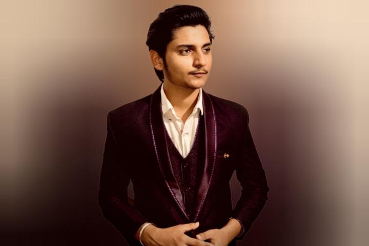 Sunil Sen