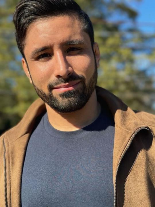 Luis A