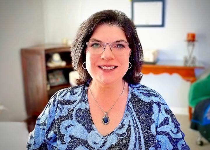 Lynne MacBain
