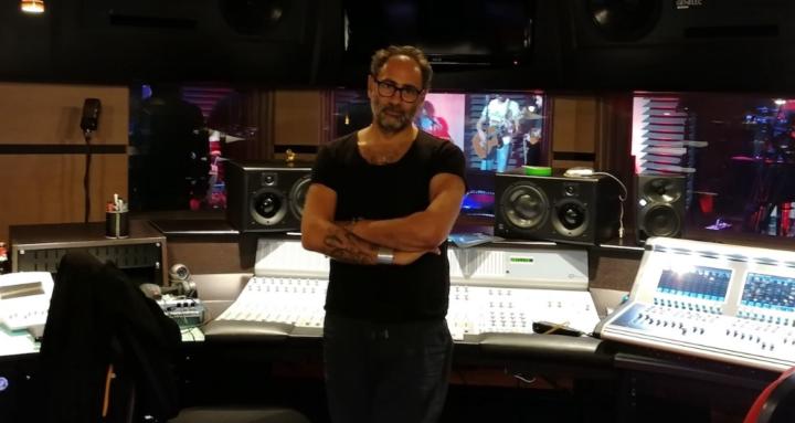 The magic art of mixing music