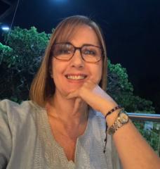 Alba Morales