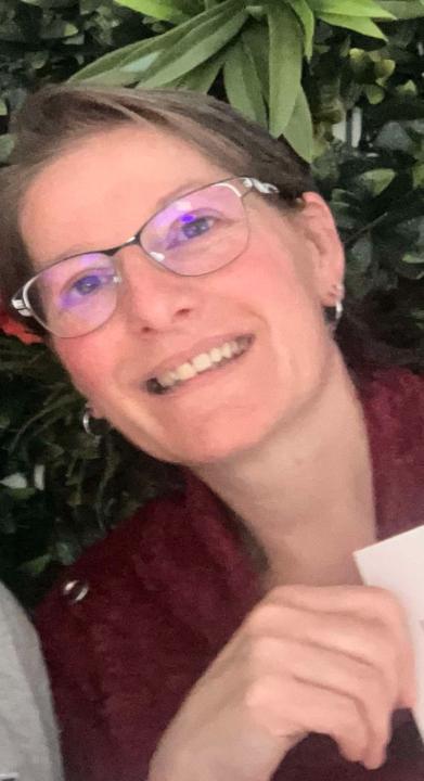 Élisabeth Stingue