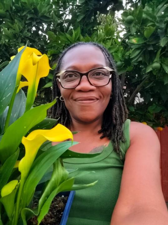 Sandra James