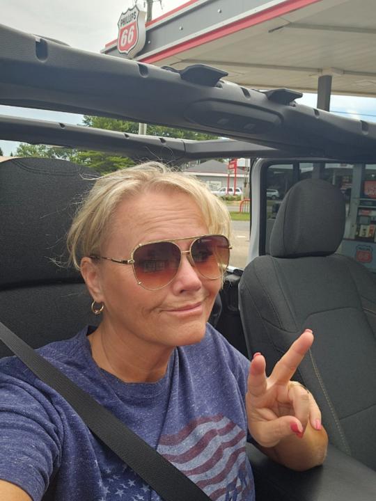 Christy Applegate