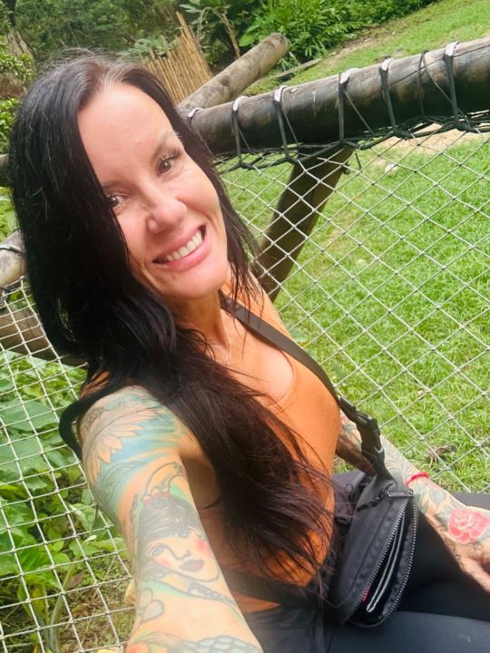 Kelli Dewett