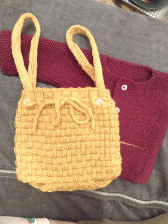 Knitting 
