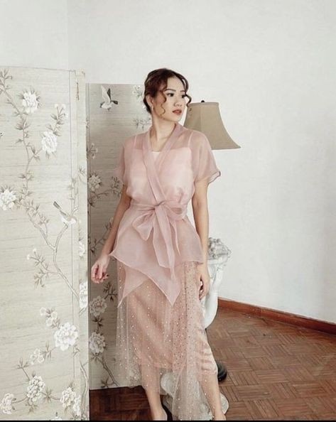 Dina Ayu