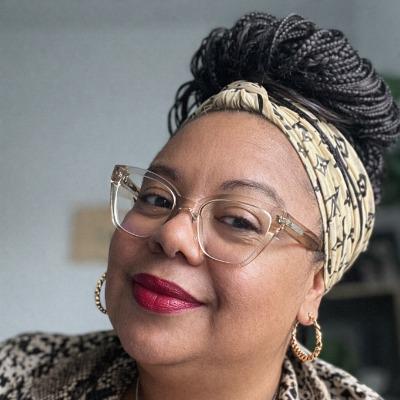 Florence Izou