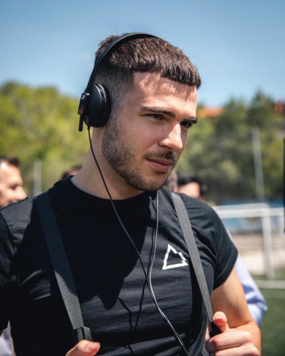 Alec Hernández