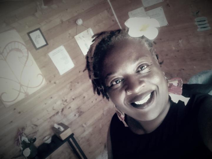 Dielna-Regelan Olivia