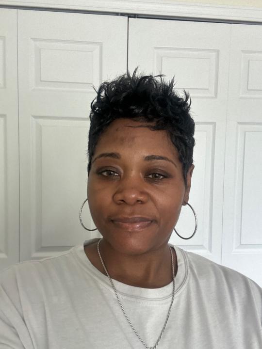 Evelyn Davis