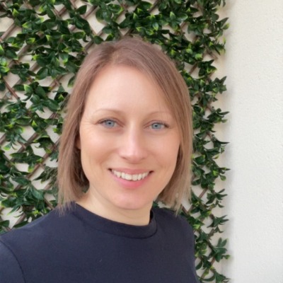 Julia Lewis
