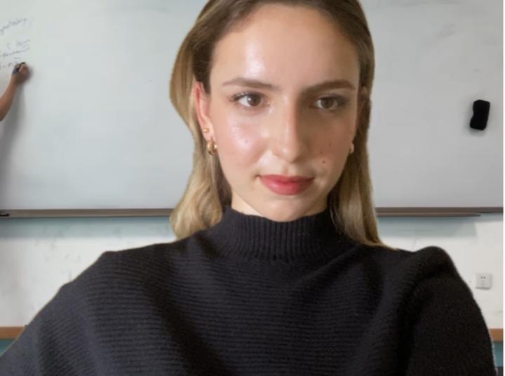 Júlia Pérez