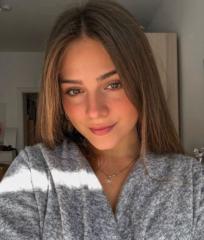 Nina Harris
