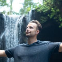 Nik H