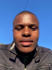Kegomoditswe Maake