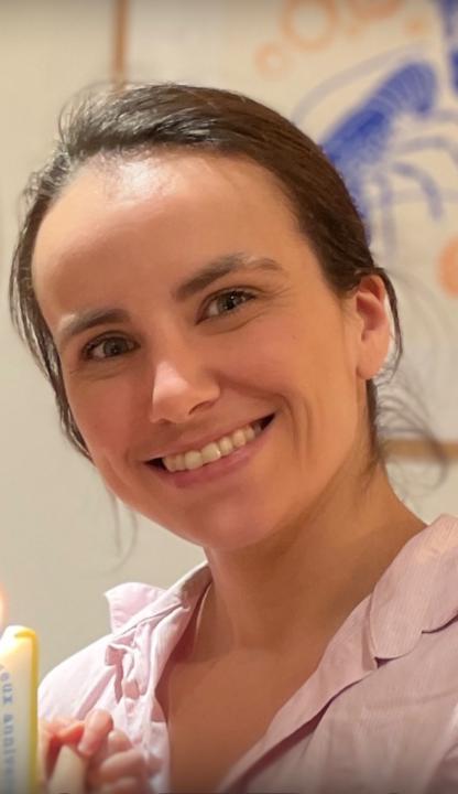 Laura Suzanne
