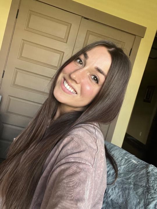 AnnaMarie J