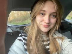 Adelina Raisch