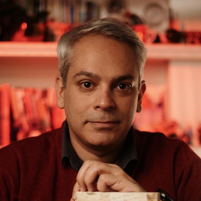 Ehsan Tarighat
